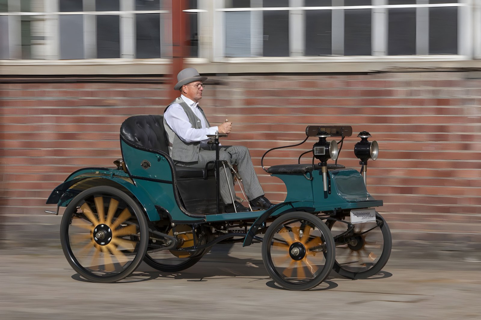 Opel Patent-Motorwagen from 1899